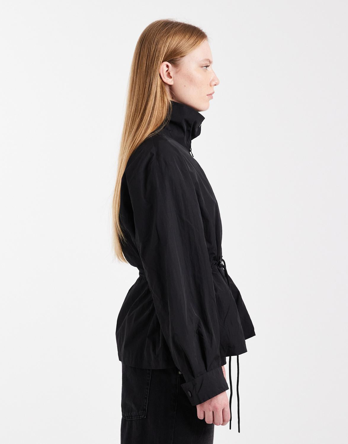 pack_shot-back